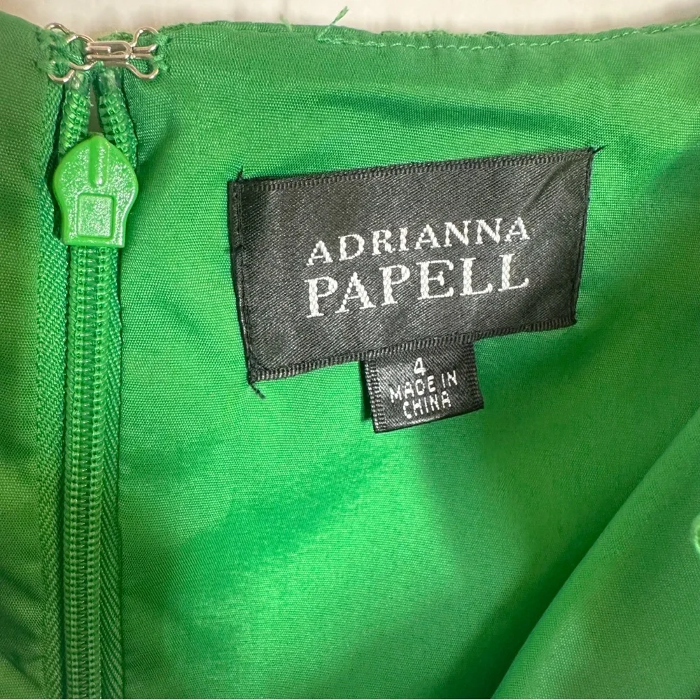 VTG Adrianna Papell Dress 1990's Green V-neck Ruching Short Sleeve Size 4 Trad